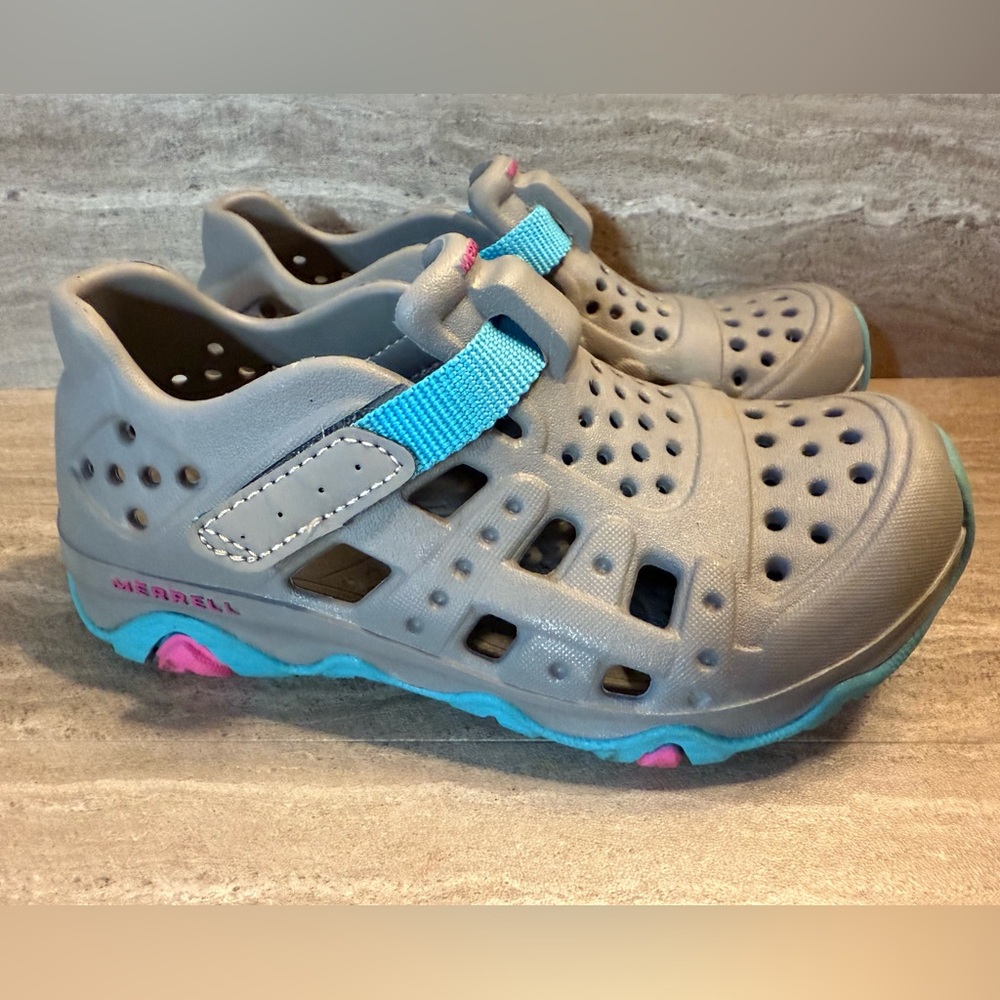 Merrell Kids' Gray Water Shoes with Pink and Blue Accents Crocs Velcro 10c - Picture 2 of 7